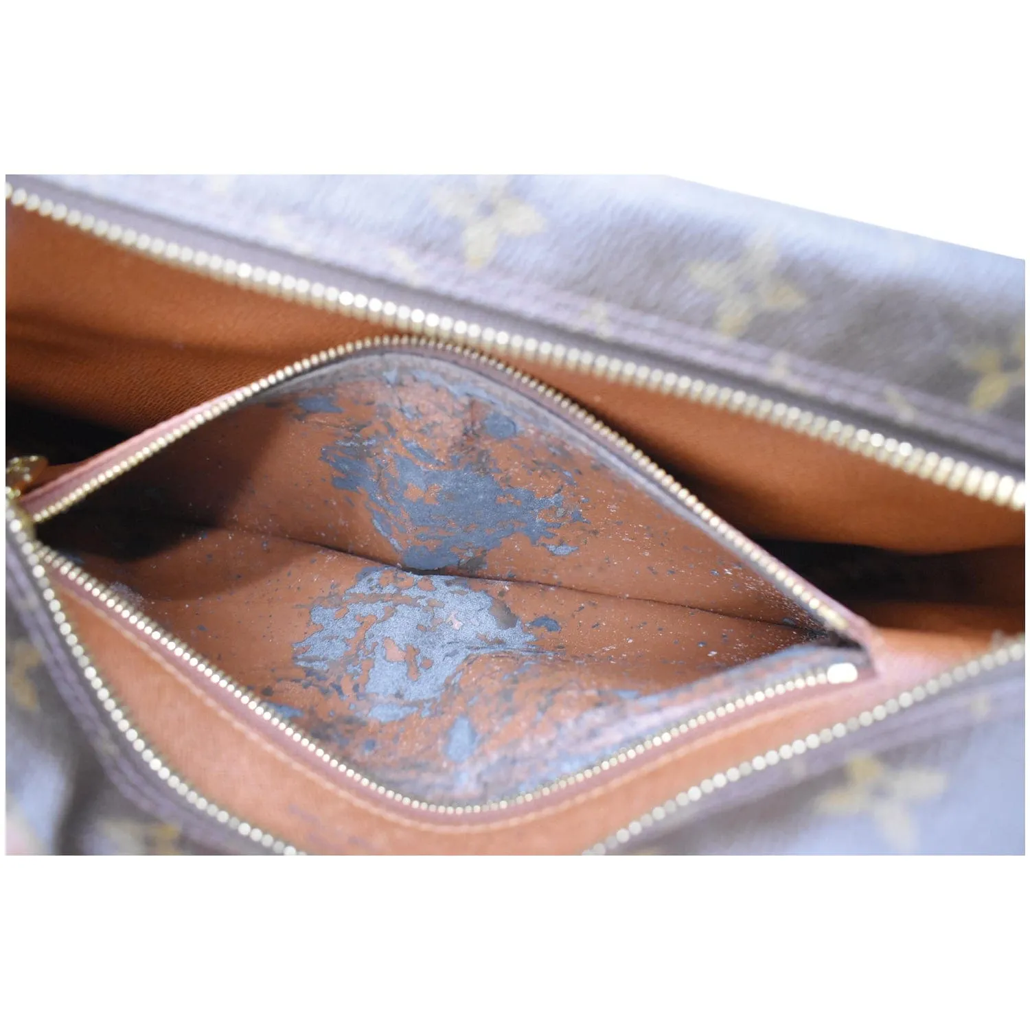LOUIS VUITTON Nile Monogram Canvas Crossbody Shoulder Bag