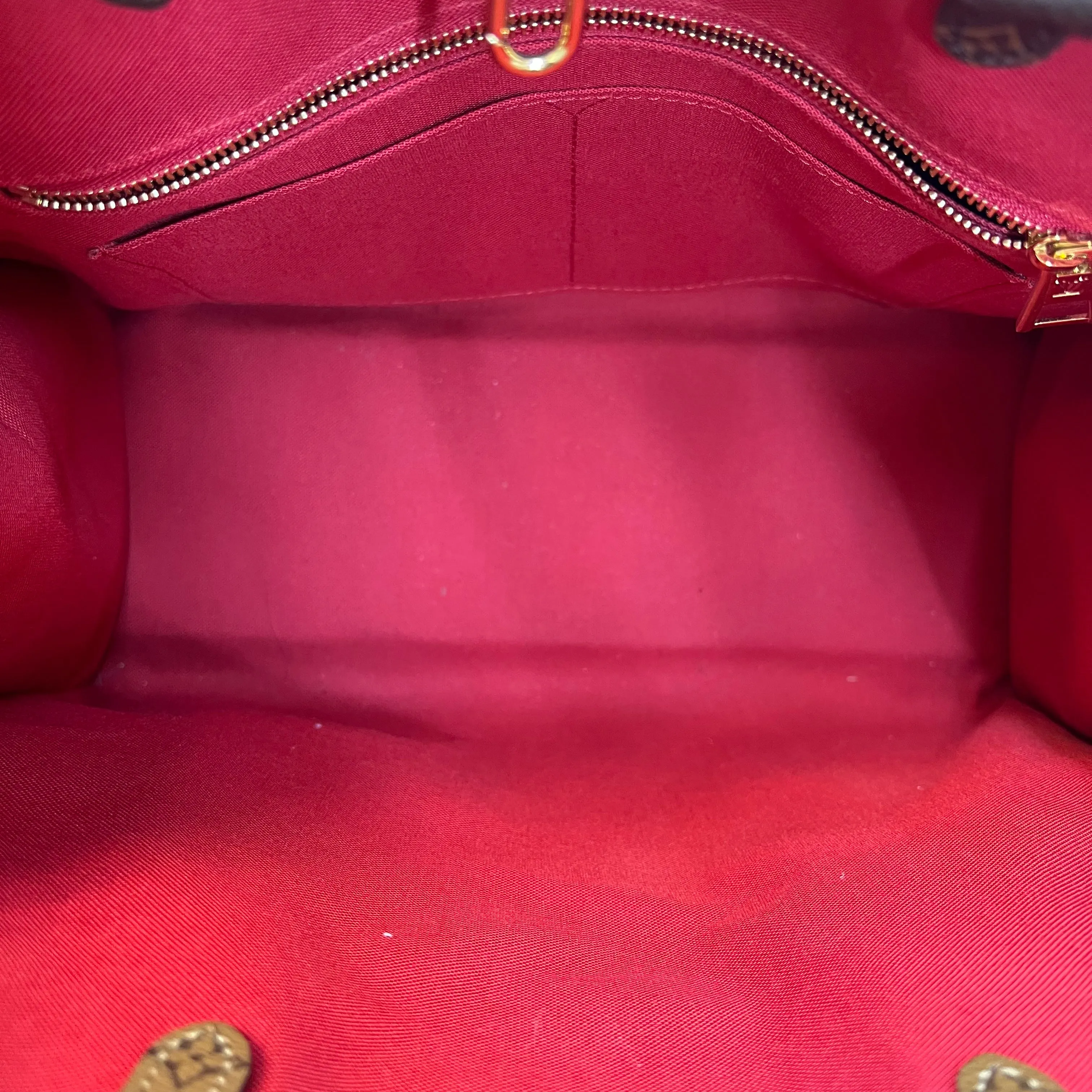 LOUIS VUITTON Onthego MM Brown Monogram Reverse Giant Monogram Canvas Tote Bag