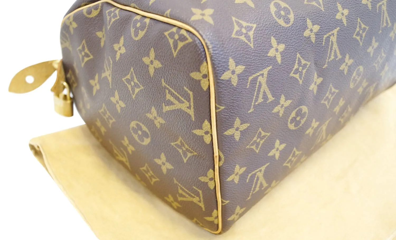 LOUIS VUITTON Speedy 30 Monogram Canvas  Satchel Bag