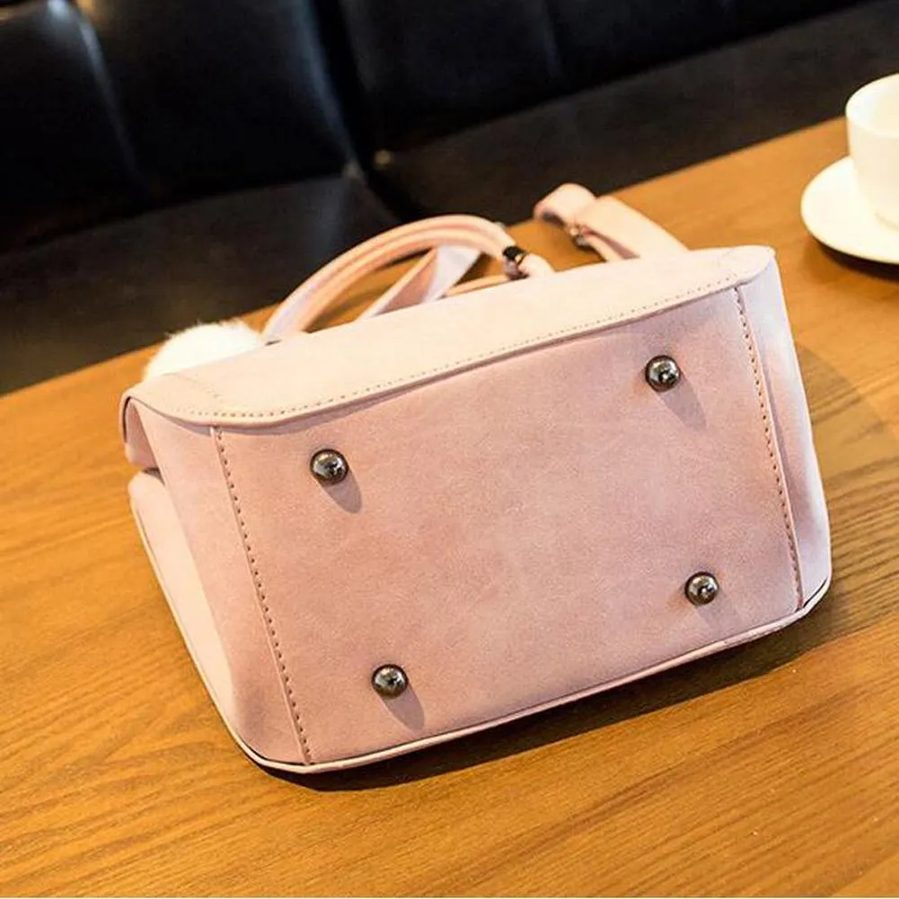 <bold>Messenger / Crossbody Bag  <br>Vegan-Leather