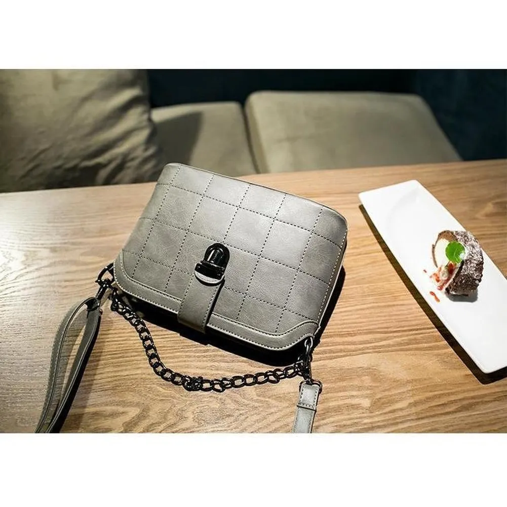 <bold>Messenger / Crossbody Bag  <br>Vegan-Leather