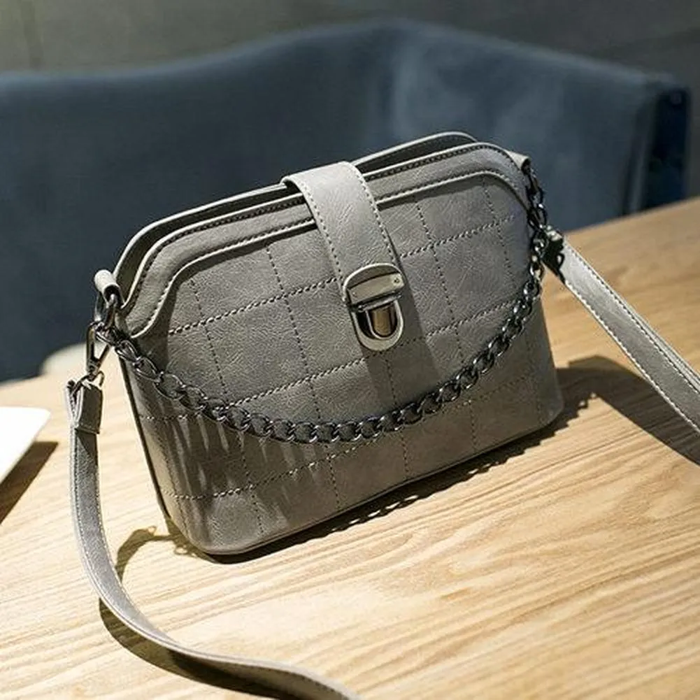 <bold>Messenger / Crossbody Bag  <br>Vegan-Leather