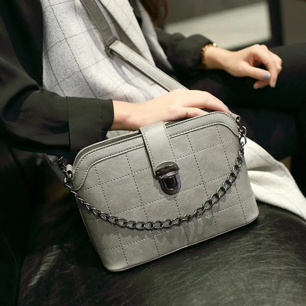 <bold>Messenger / Crossbody Bag  <br>Vegan-Leather