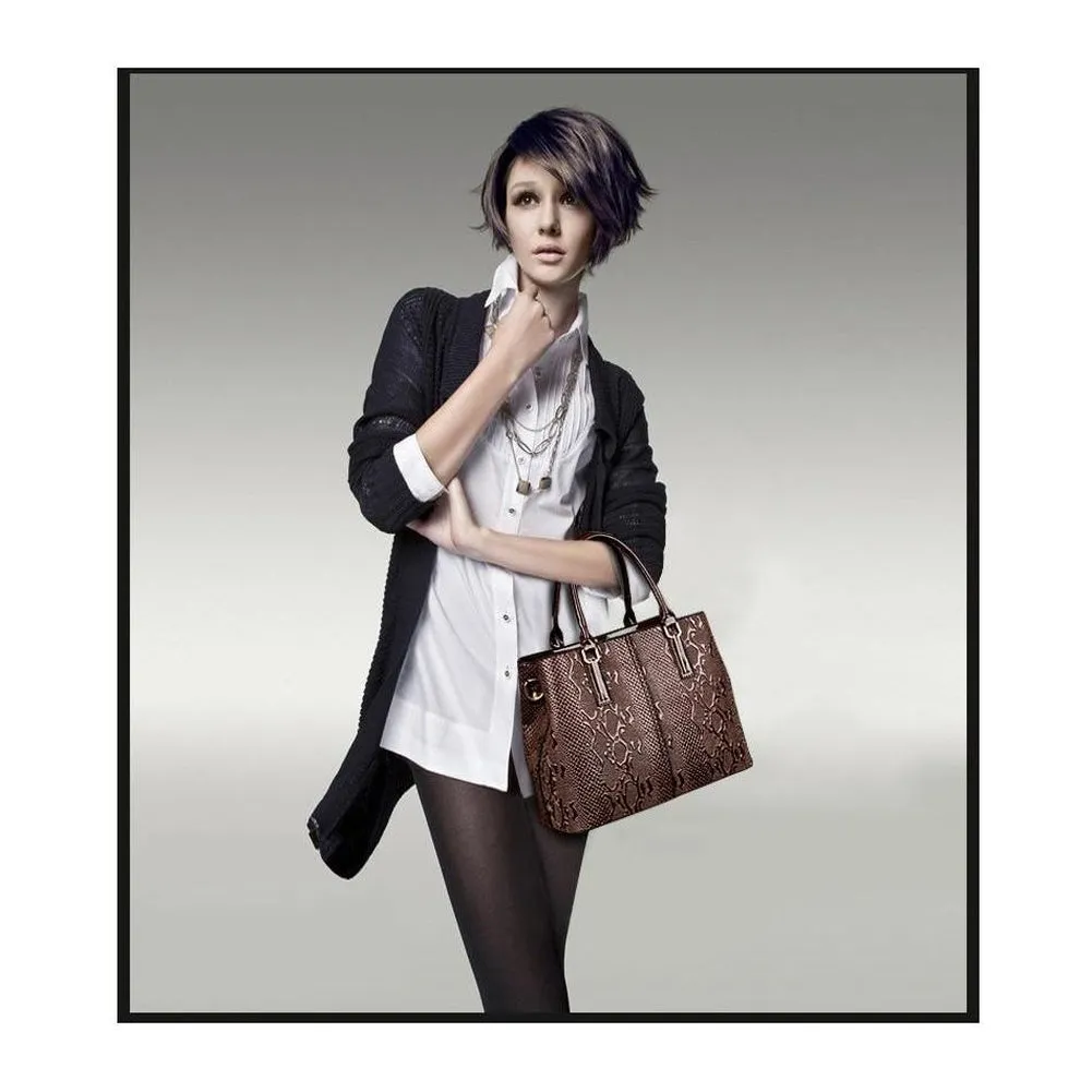 <bold>Top-Handle / Crossbody Bag  <br>Vegan-Leather