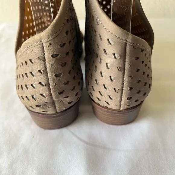 Lucky Brand LK-Bodalino Booties Size 7M