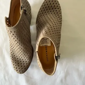 Lucky Brand LK-Bodalino Booties Size 7M