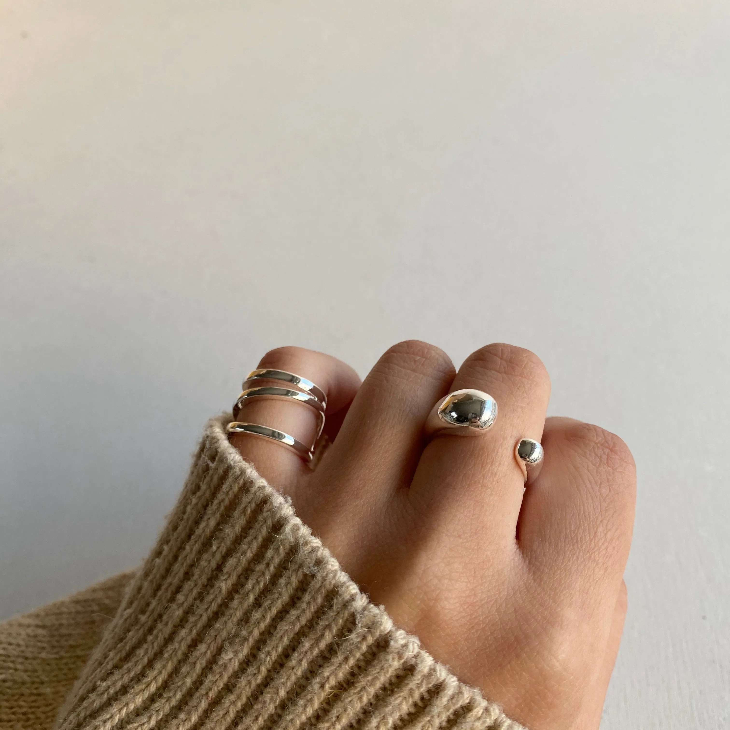 luxury overlap pinkie ring
