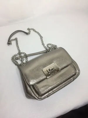 Michael Kors  Metallic Silver Crossbody Chain Adjustable Strap Purse Zipper