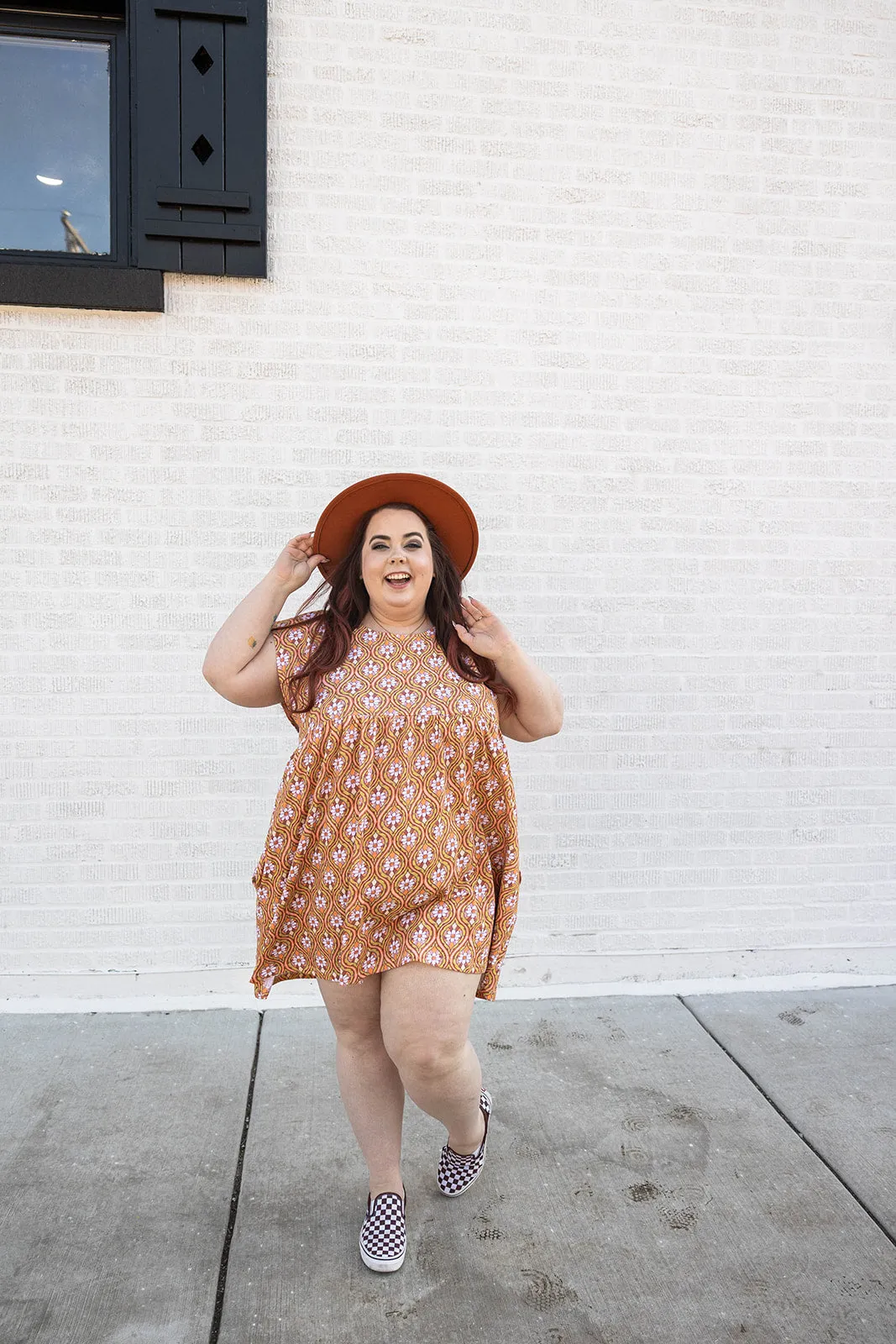 misty dress in stay groovy daisy