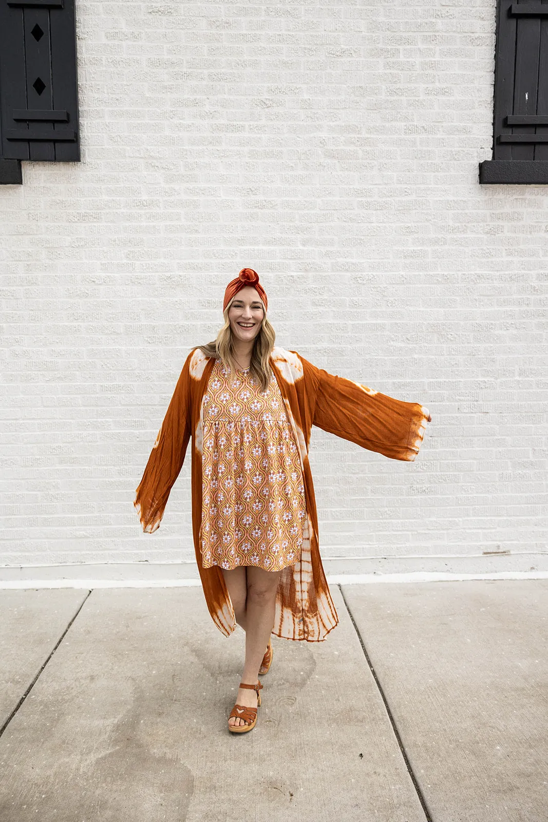 misty dress in stay groovy daisy