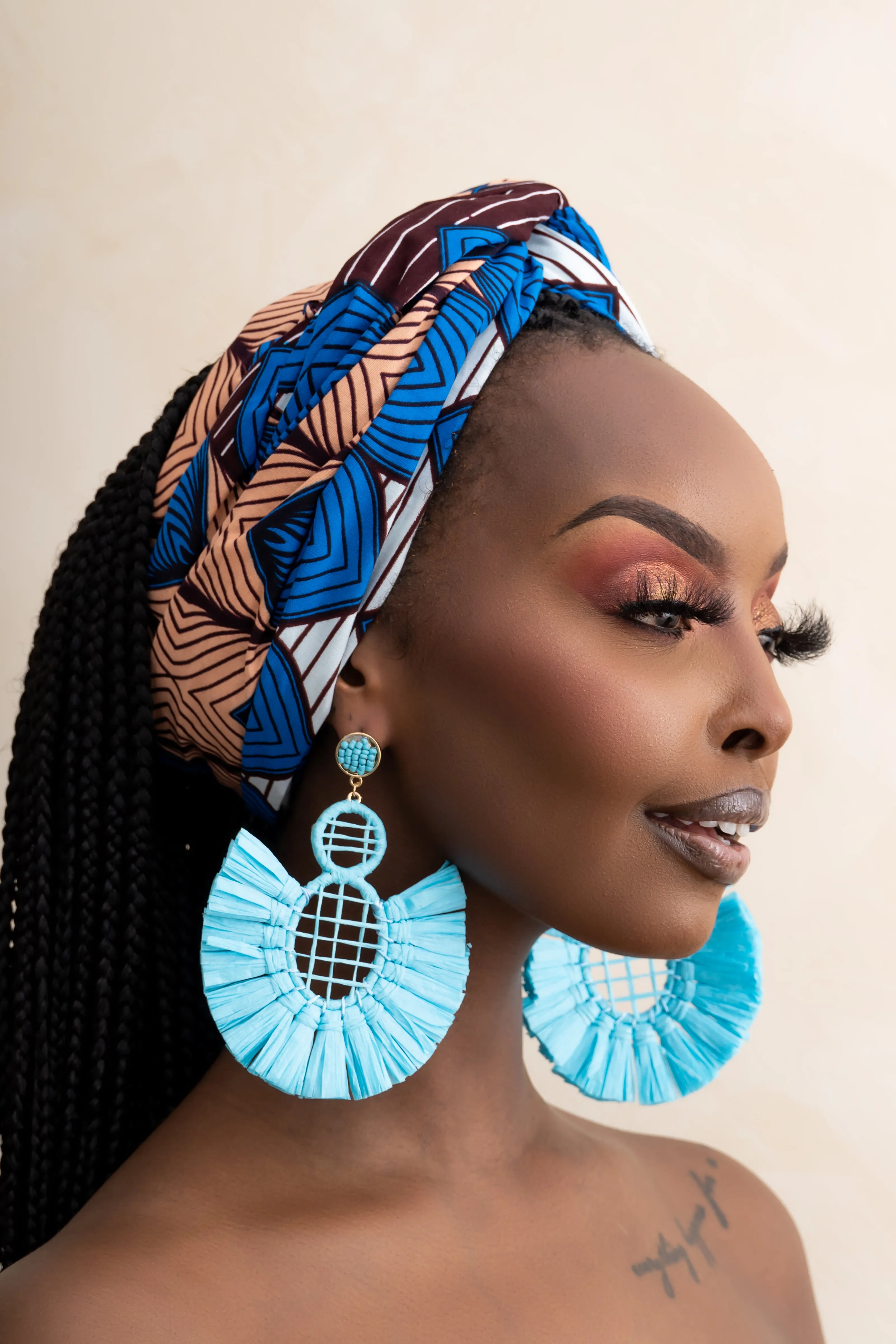 NARI EARRINGS in blue