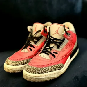Nike Jordan 3 Red Youth Size 7