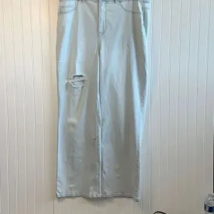 Nina Parker Trendy Plus Size High-Waist Wide-Leg Jeans Blue Size 16W