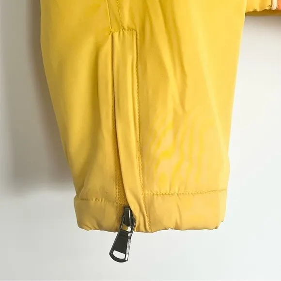 NWT BDG Urban Outfitters Retro Puffer  Jacket Coat  Semi Cropped Yellow Medium