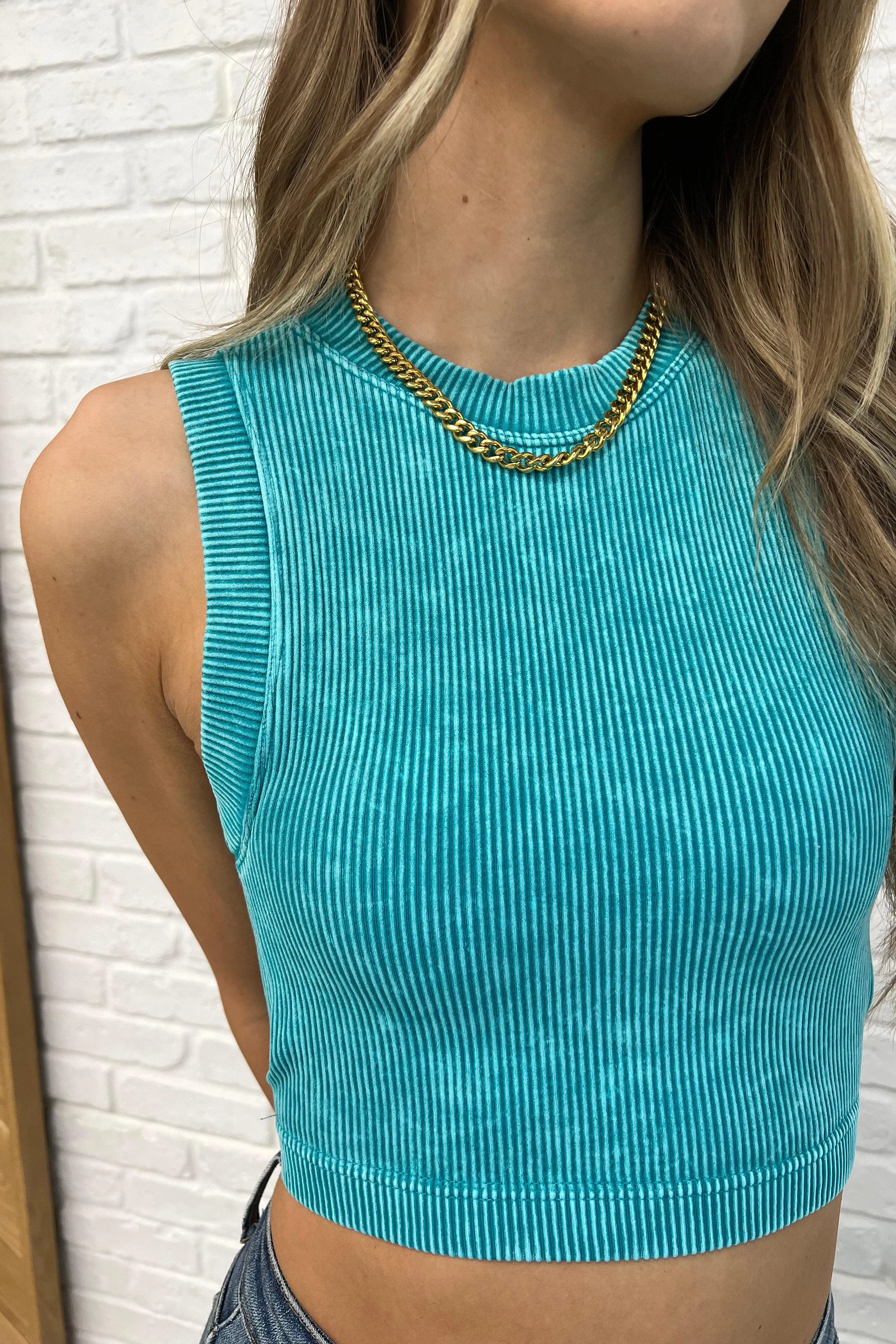 Over and Out Cropped Ribbed Tank in Lt Teal