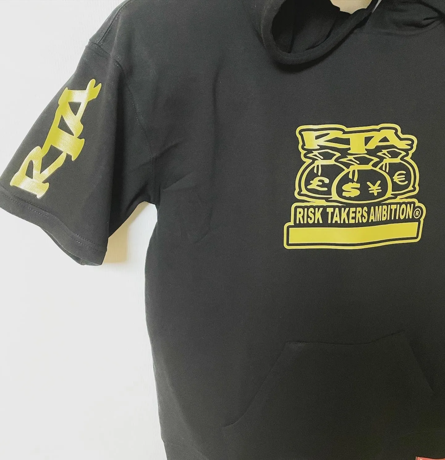 PREMIUM QUALITY EXCLUSIVE RTA SHORT SLEEVE HOODIE