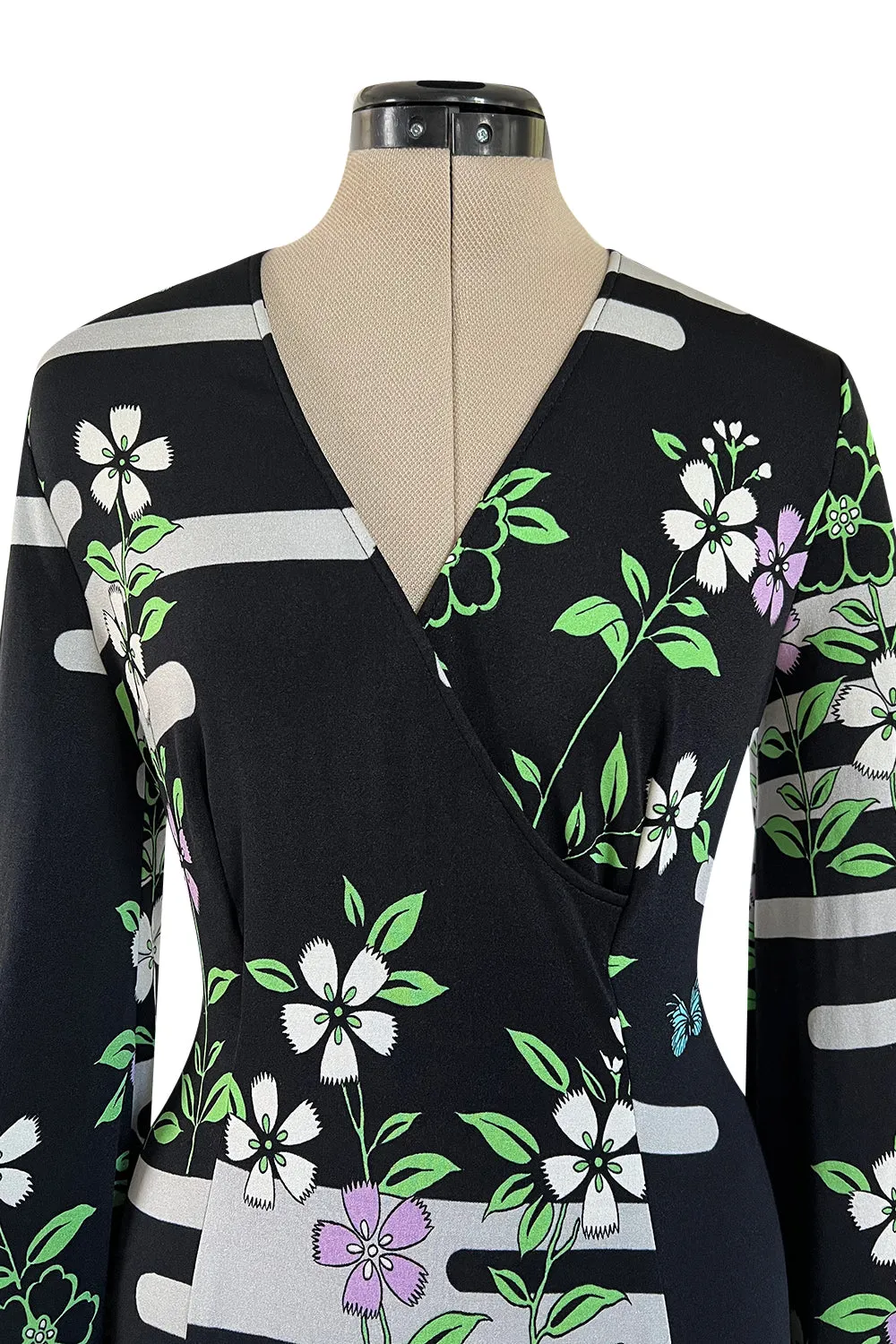 Prettiest 1970s Hanae Mori Printed Black & Green Floral Easy to Wear Jersey Dress