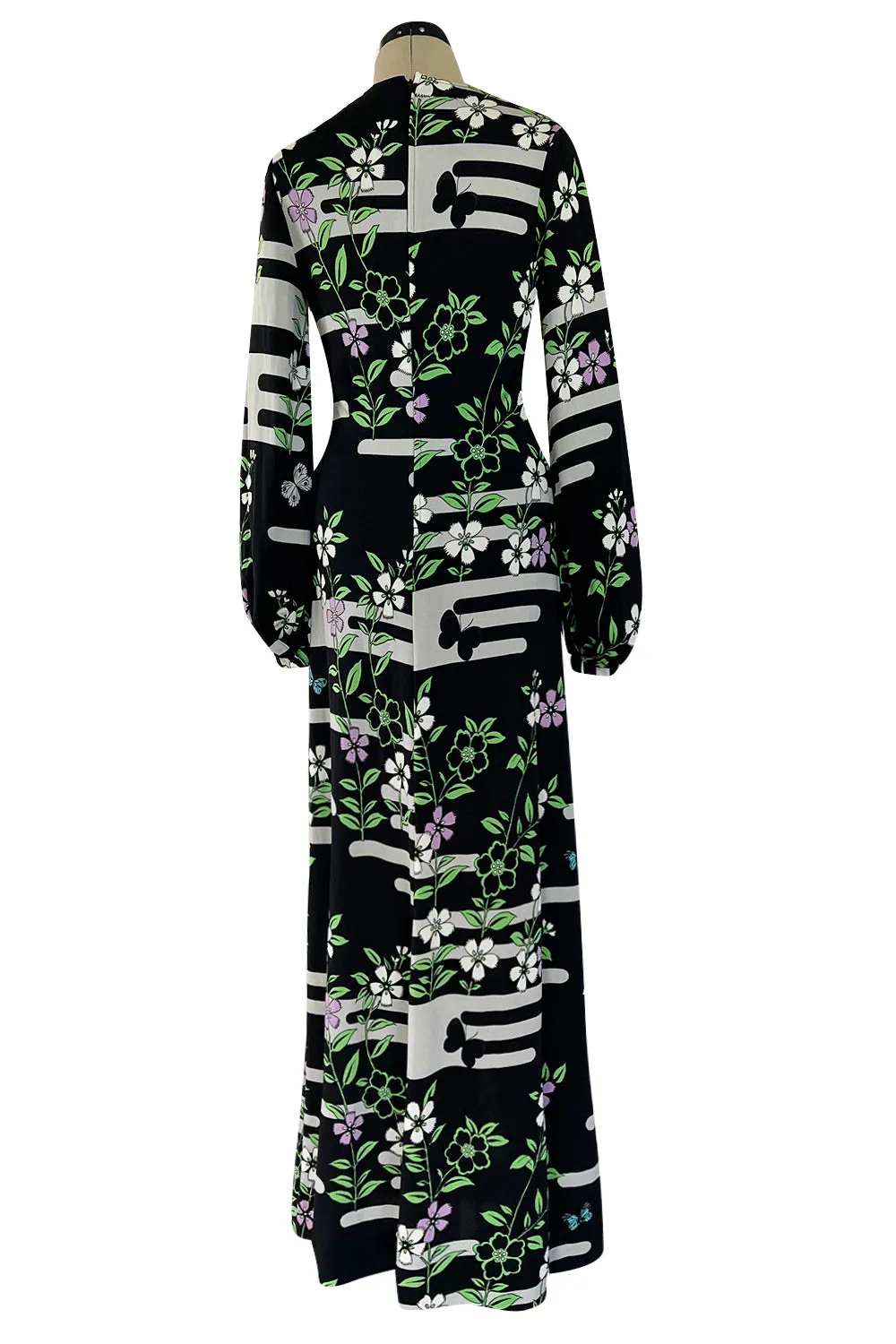 Prettiest 1970s Hanae Mori Printed Black & Green Floral Easy to Wear Jersey Dress