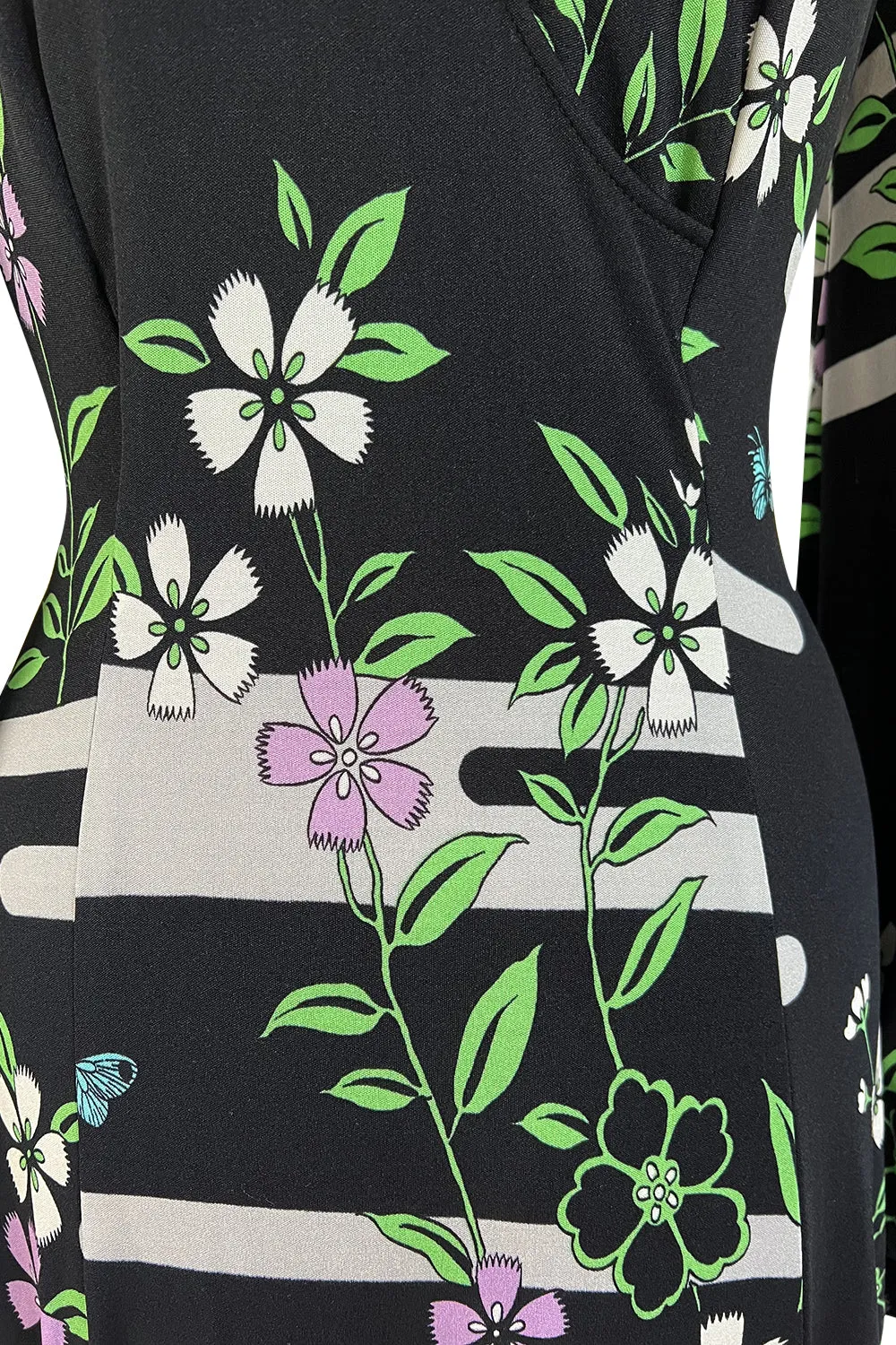 Prettiest 1970s Hanae Mori Printed Black & Green Floral Easy to Wear Jersey Dress