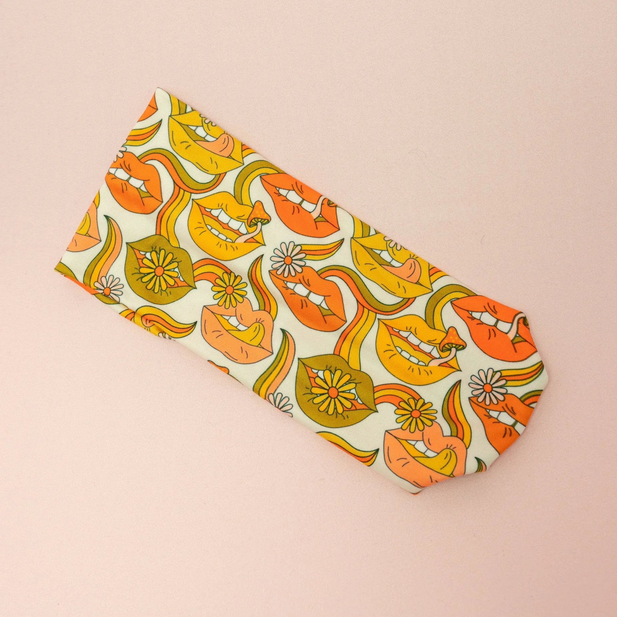 Retro Kisses Stretch Headband