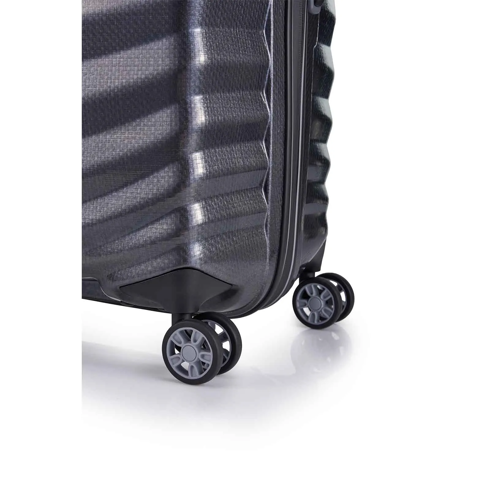 Samsonite Lite-Shock Sport 75cm Suitcase Black