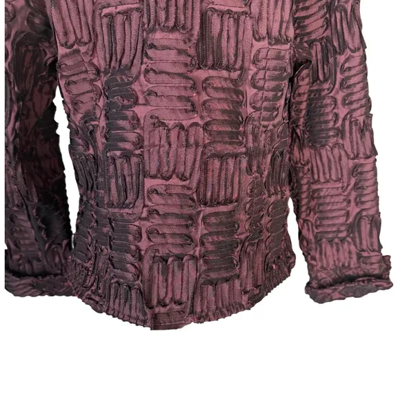 Samuel Dong Women's Dark Red Textured Long Sleeve Dinner Jacket