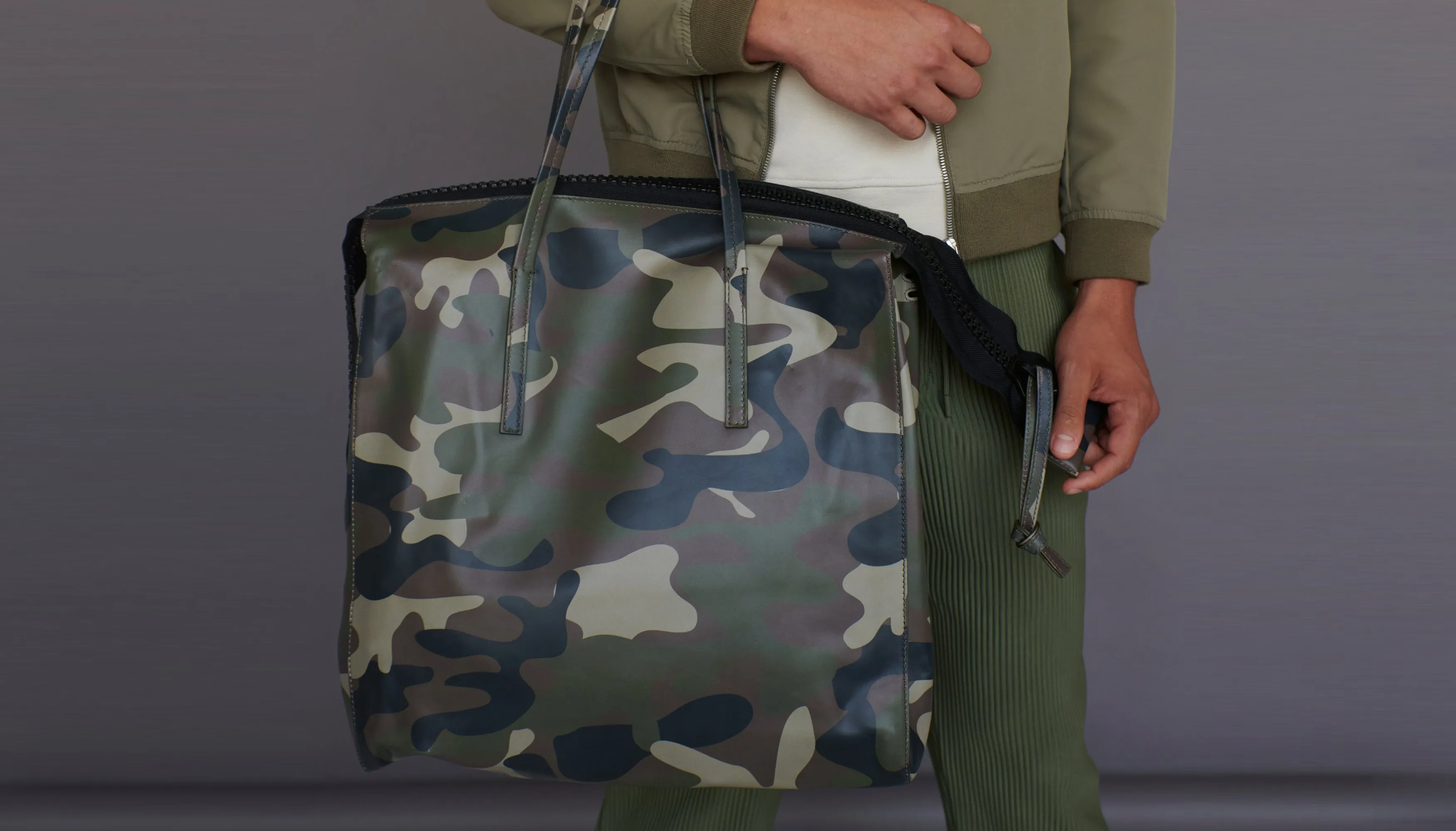 Sidekick - Khaki White