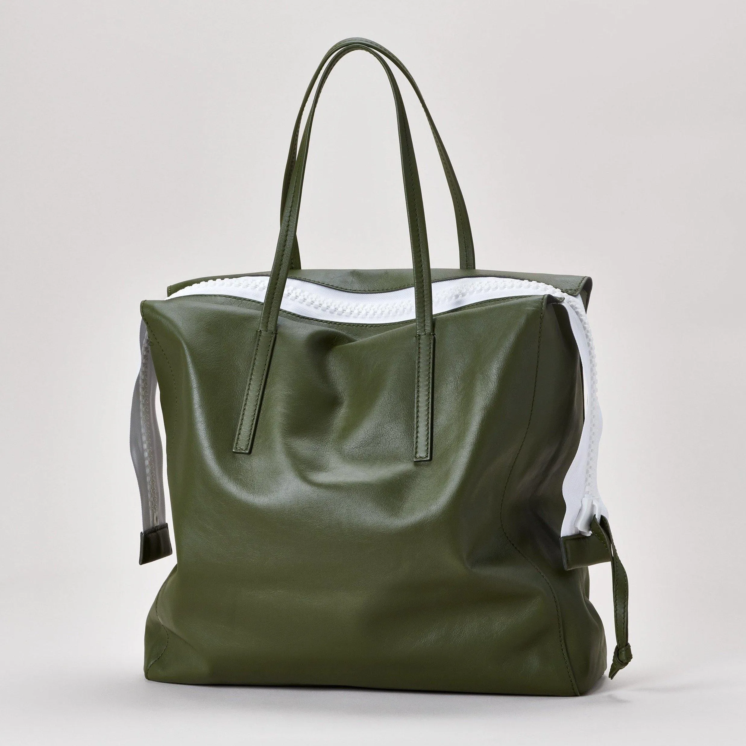 Sidekick - Olive White