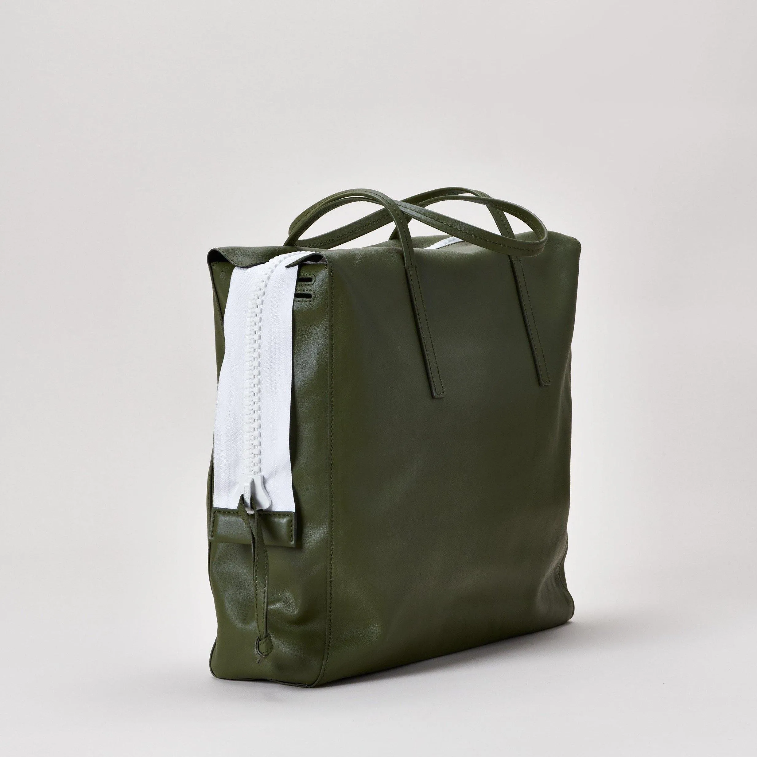 Sidekick - Olive White