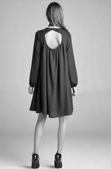 SOLID KEYHOLE DRESS NAVY*