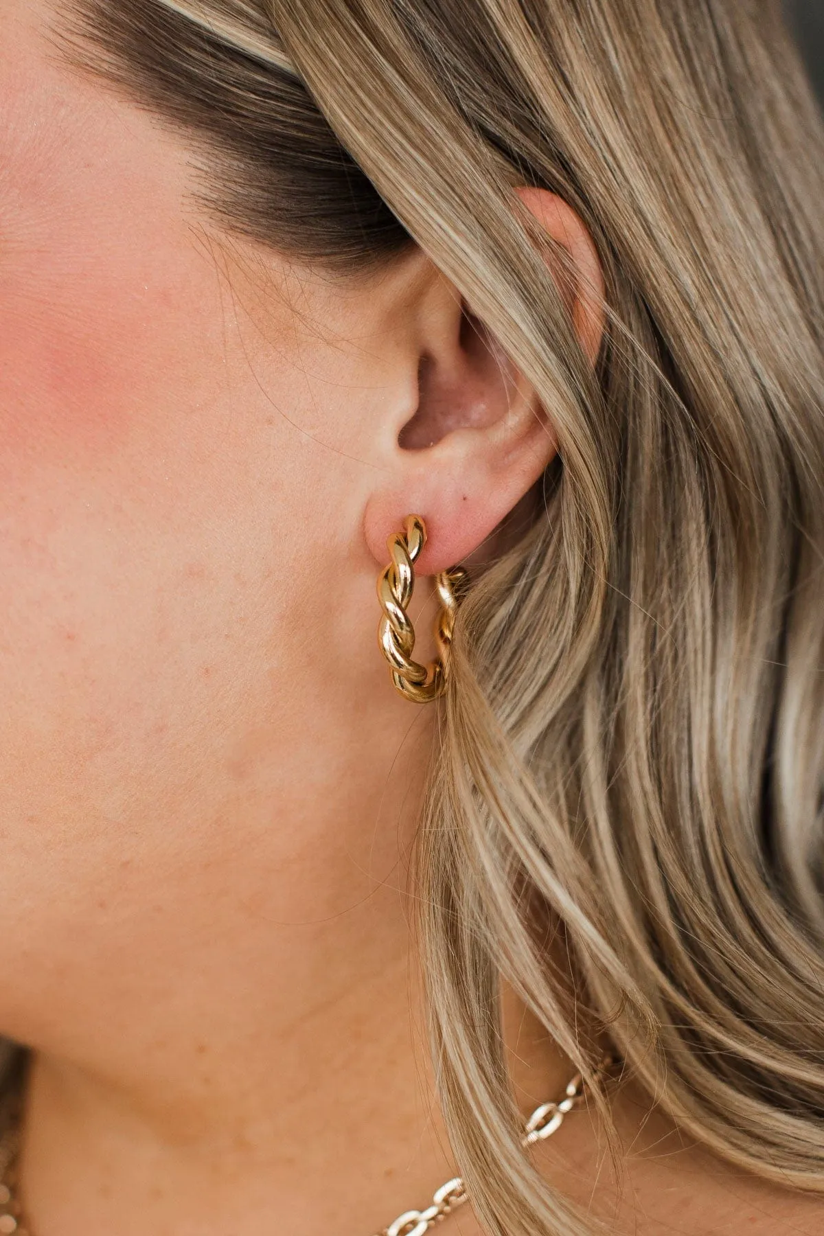Stylish Appeal C-Hoop Earrings- Gold