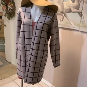 Stylish Grid Pattern sweater coat