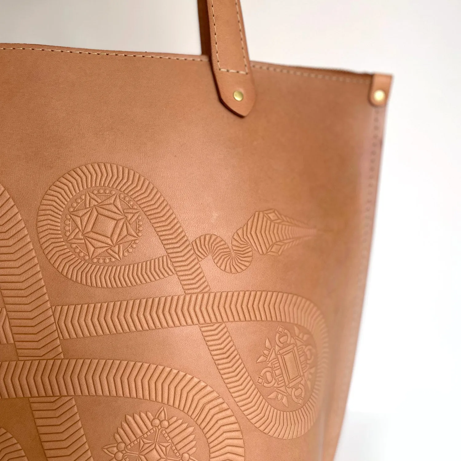 The Zip Tote