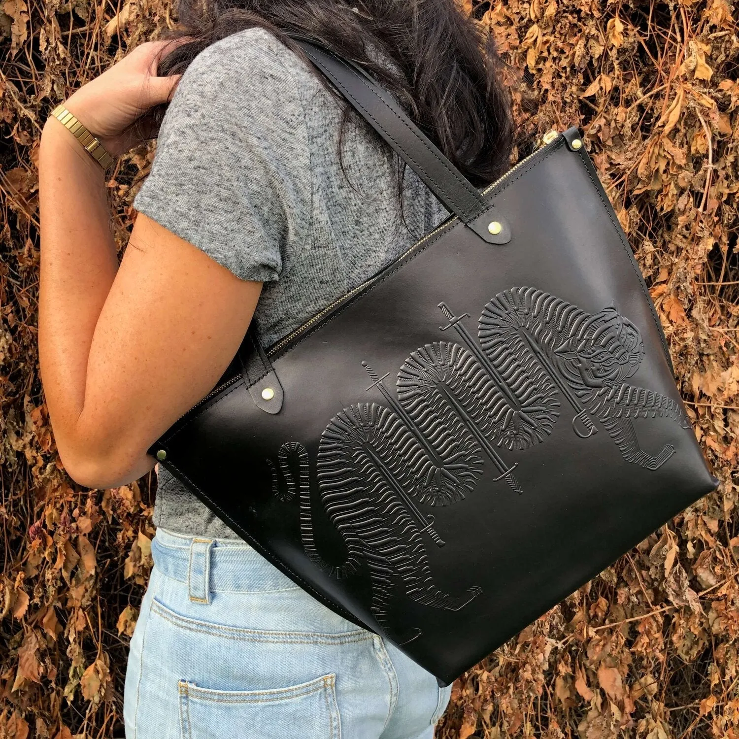 The Zip Tote
