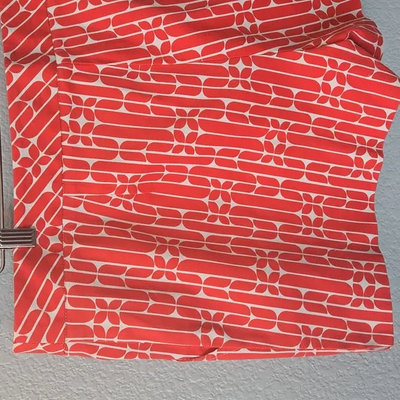 TRINA TURK Corbin 2 II Geometric Print Shorts Coral Red Sz 14 Retro Resort
