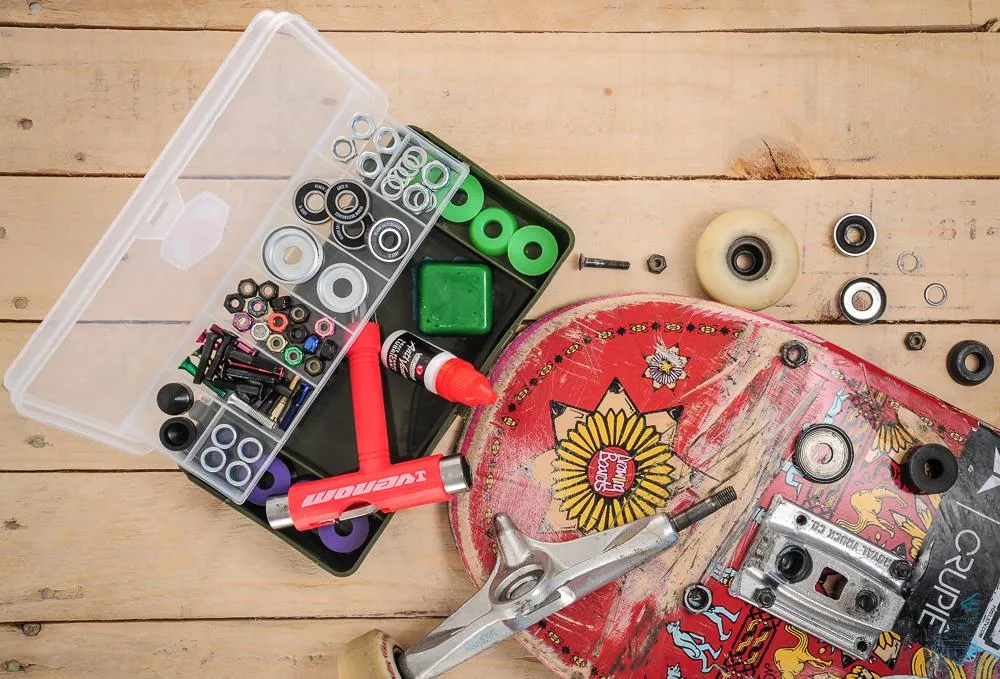 Venom Skateboards 50pc Premium XL Hardware Gift Pack inc Tool Box