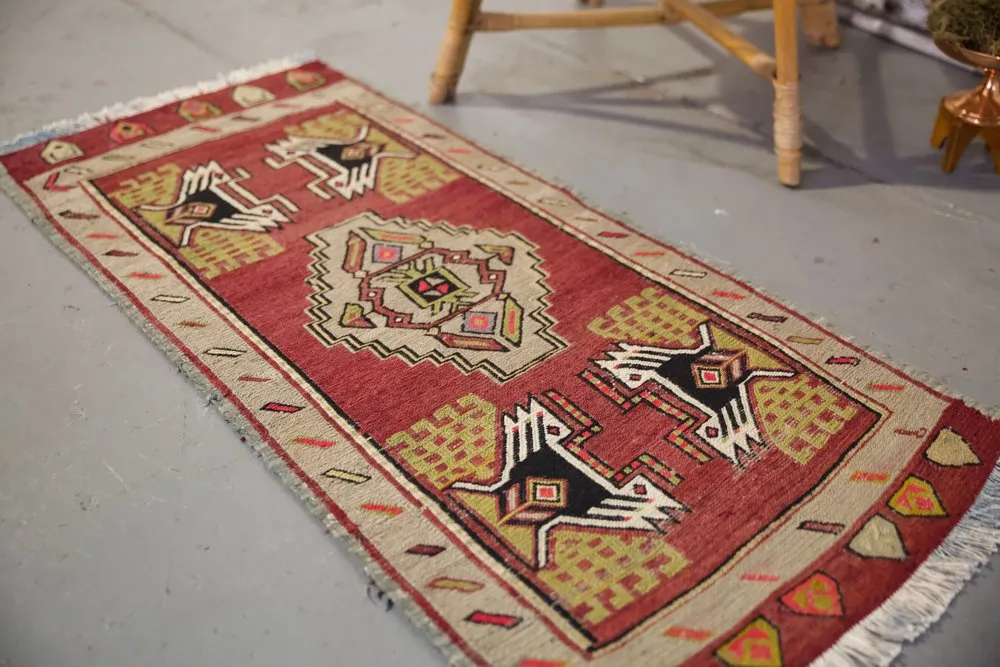 Vintage Mini Turkish Kilim Rug 21"x44.5"
