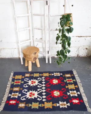 Vintage Mini Turkish Kilim Rug 2'9"x4'5"