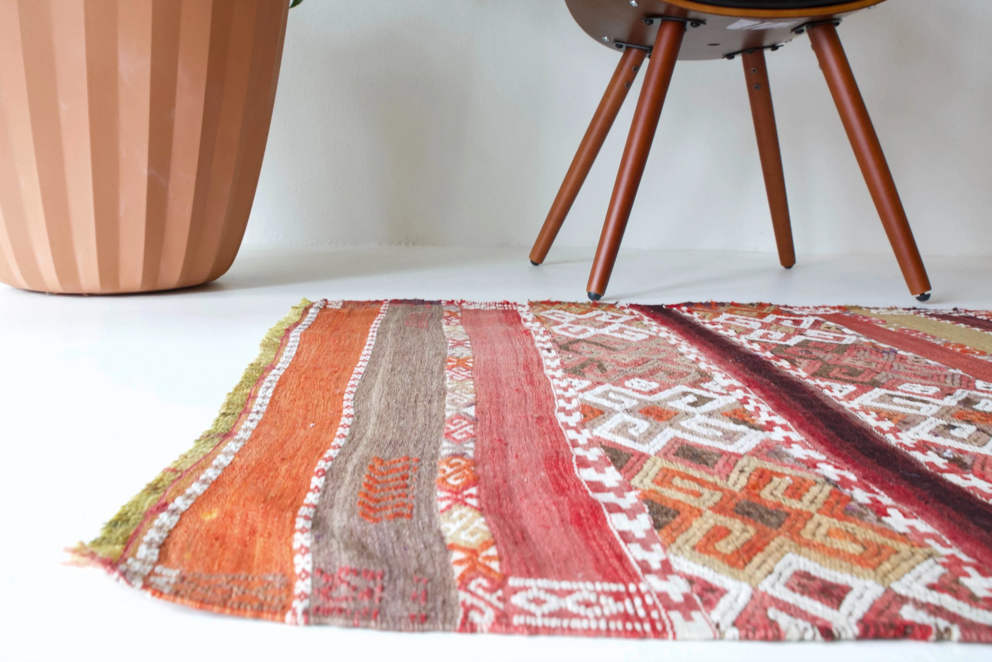 Vintage Mini Turkish Kilim Rug 3'x4'6"