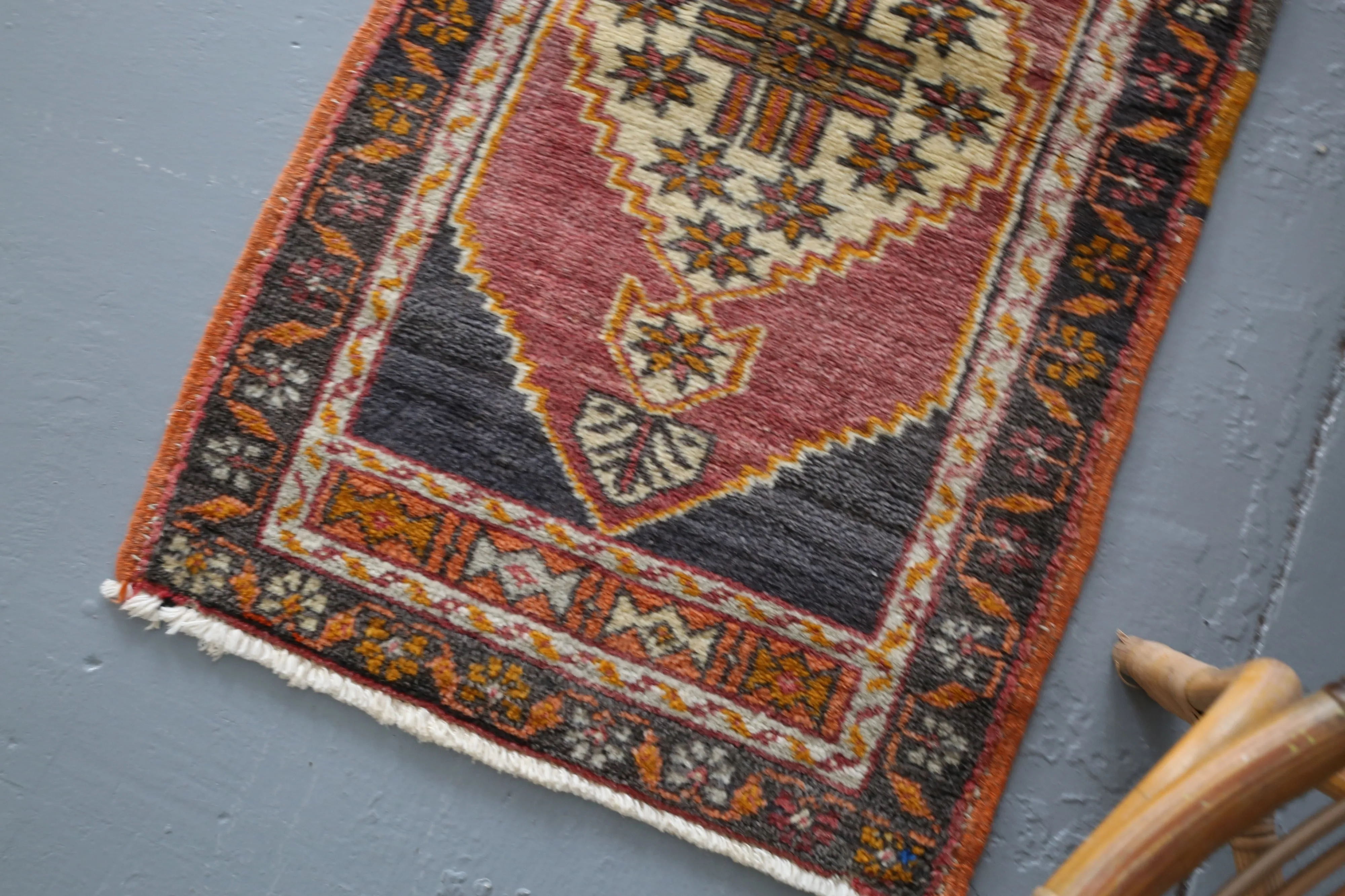 Vintage Mini Turkish Rug 1.9ftx3.2ft