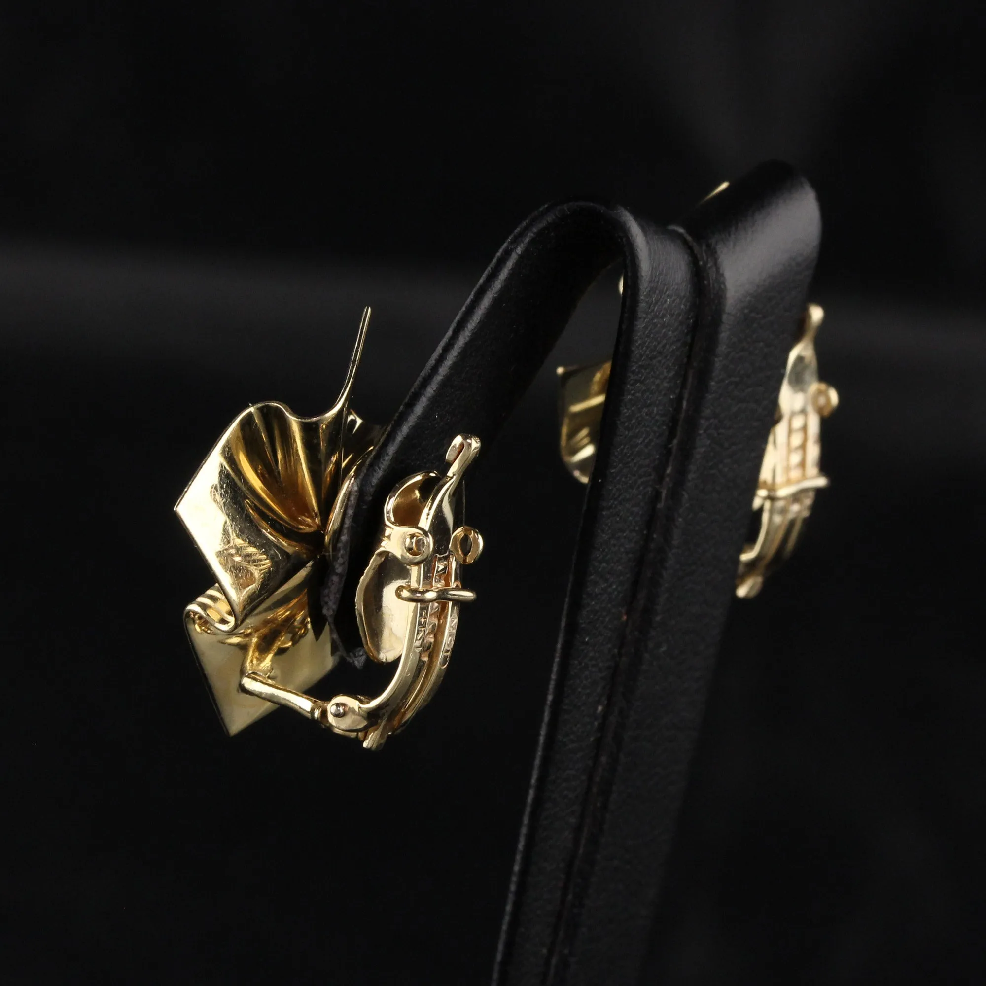 Vintage Retro 14K Yellow Gold Origami Pin Wheel Earrings