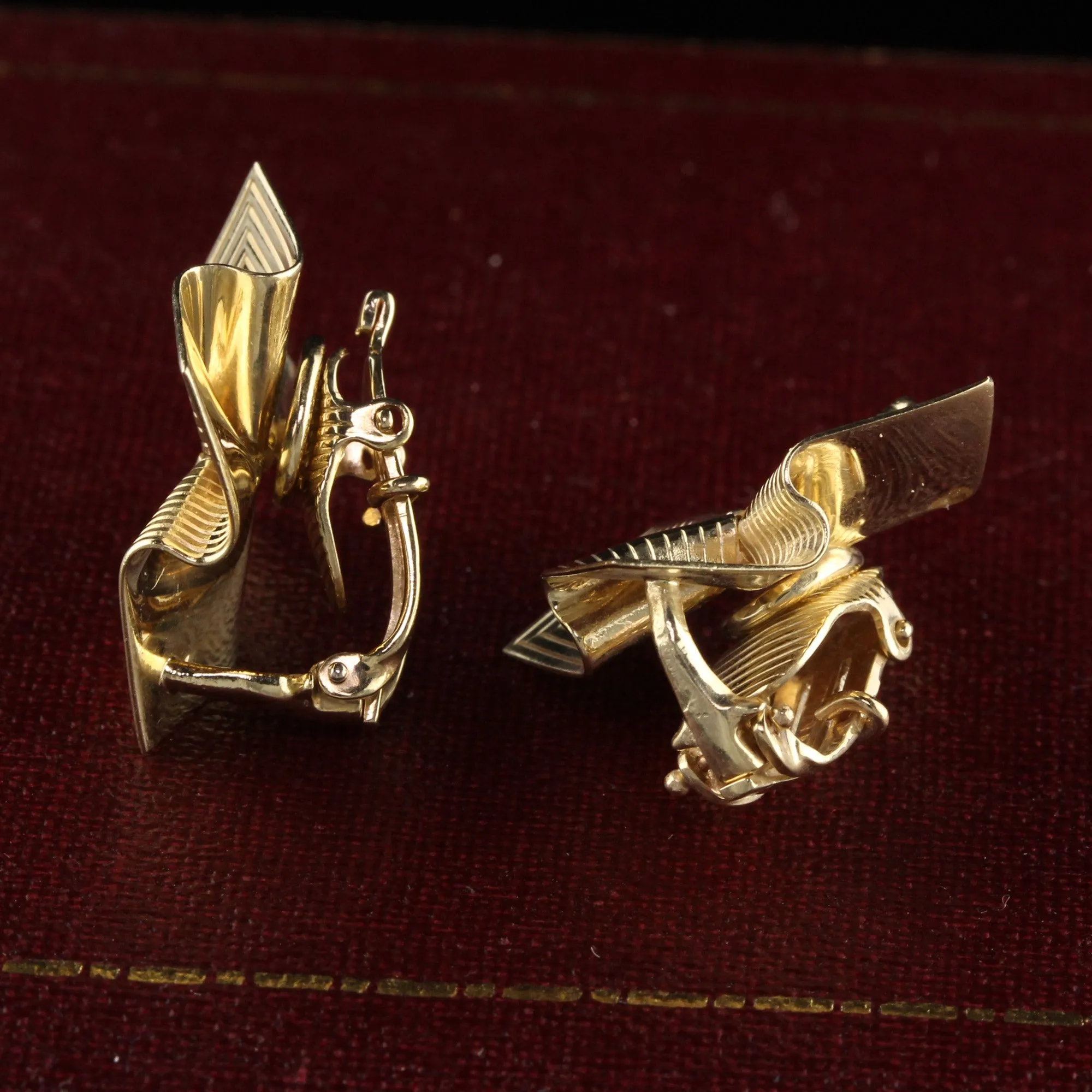 Vintage Retro 14K Yellow Gold Origami Pin Wheel Earrings