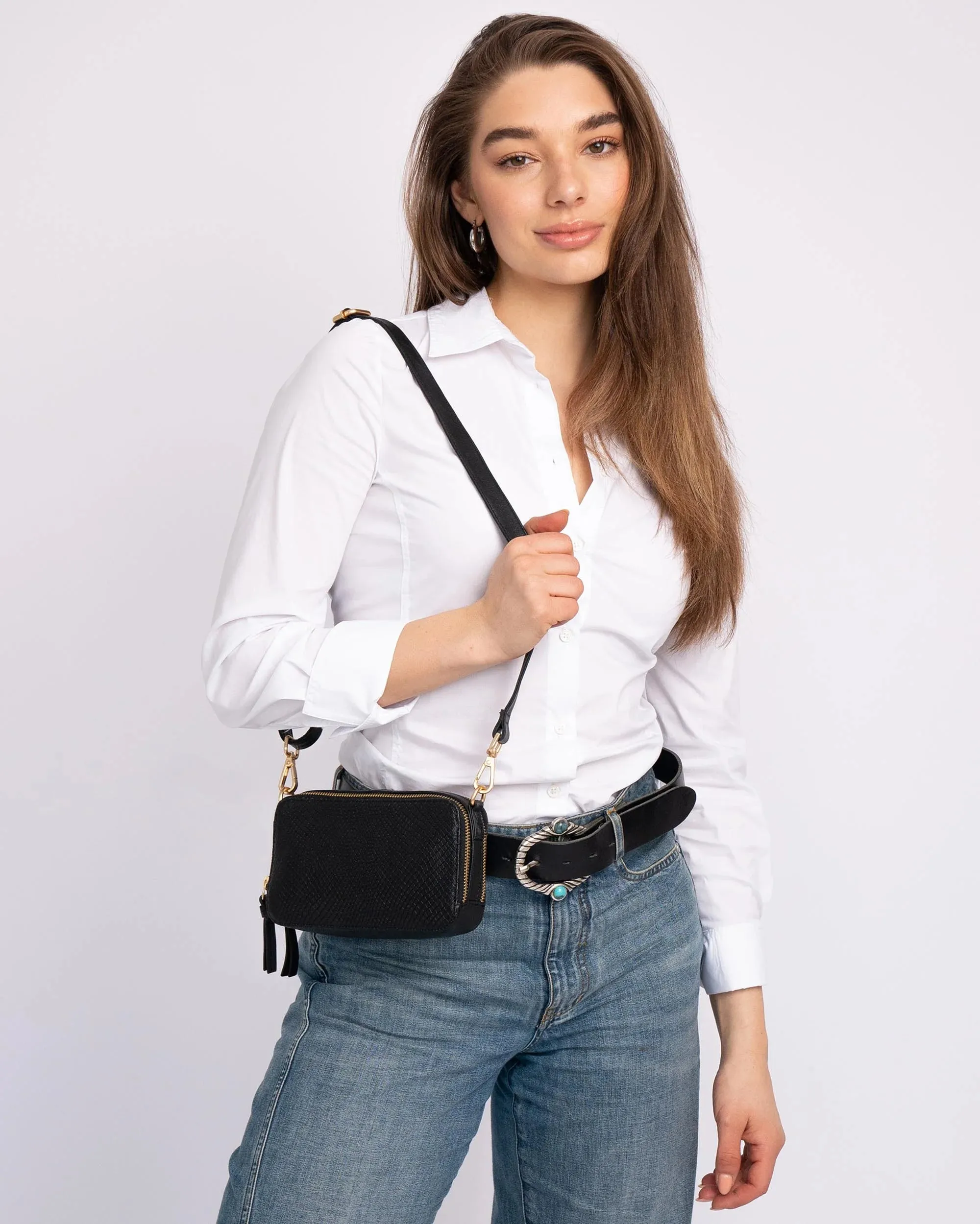 Vries Leather Crossbody Bag