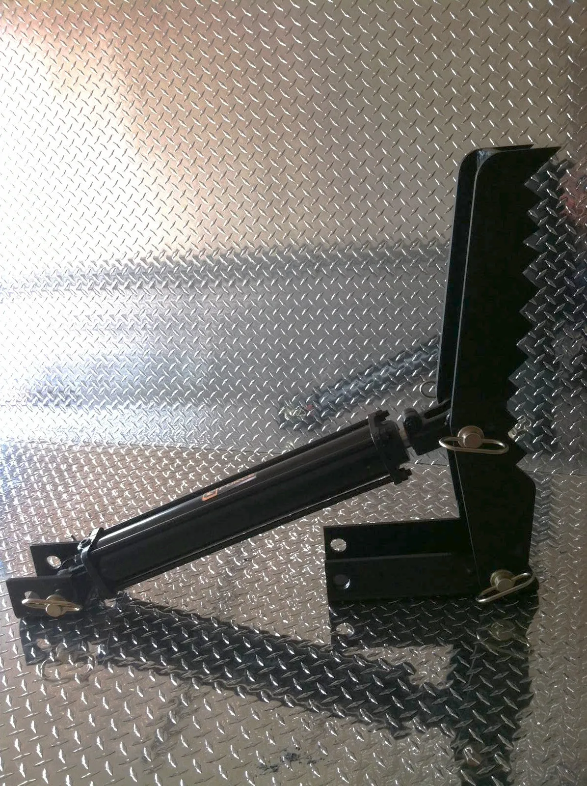 Weld-On Hydraulic Mini Excavator Thumb Attachment | Backhoe Thumb Attachment