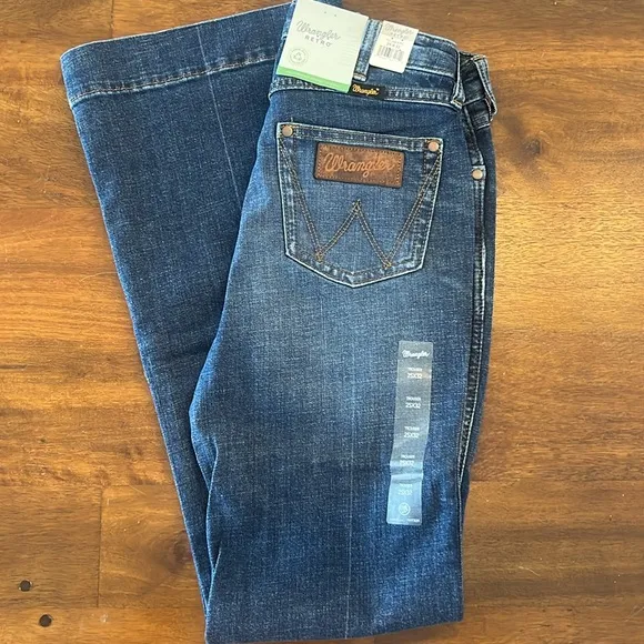 WOMEN'S WRANGLER RETRO® BAILEY HIGH RISE TROUSER JEAN IN SARA